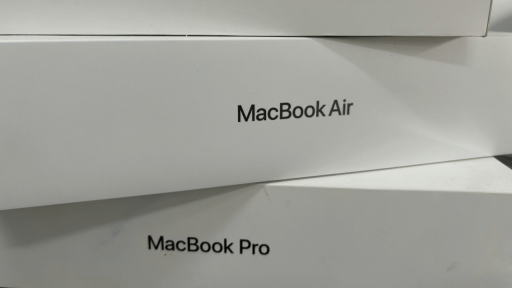 MacBook Box