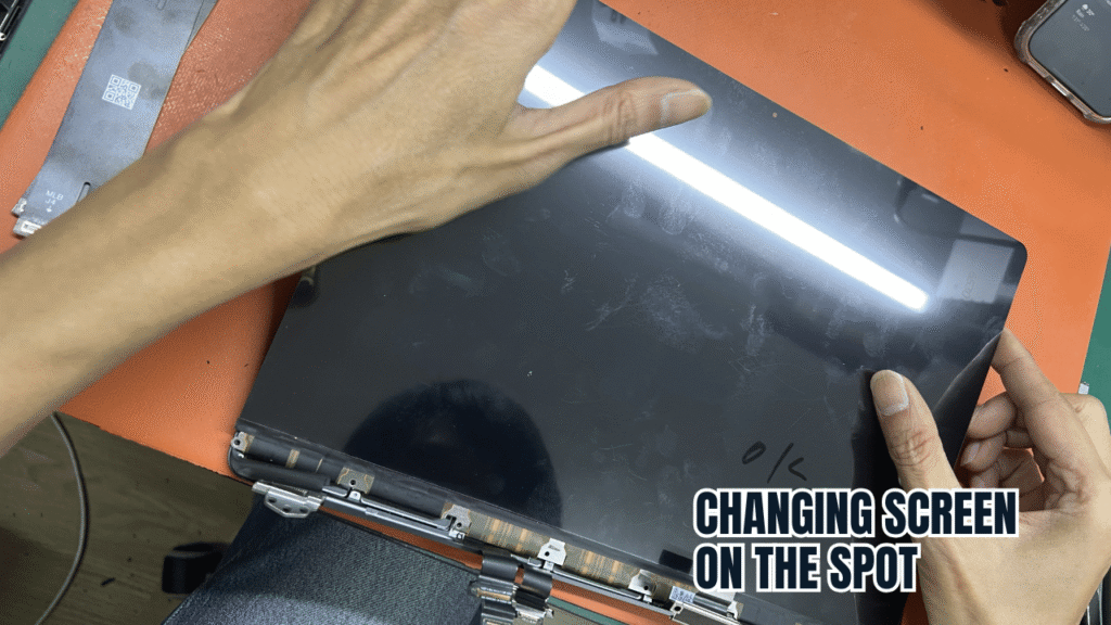 Replace Screen On The Spot