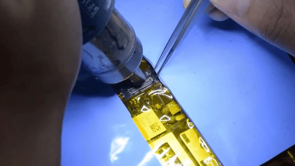 Soldering MacBook Logic Board